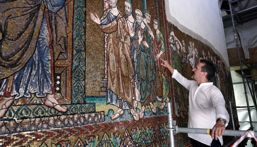 تصاویر کاشی کاری زیبای کلیسای قدیمی بیت لحم