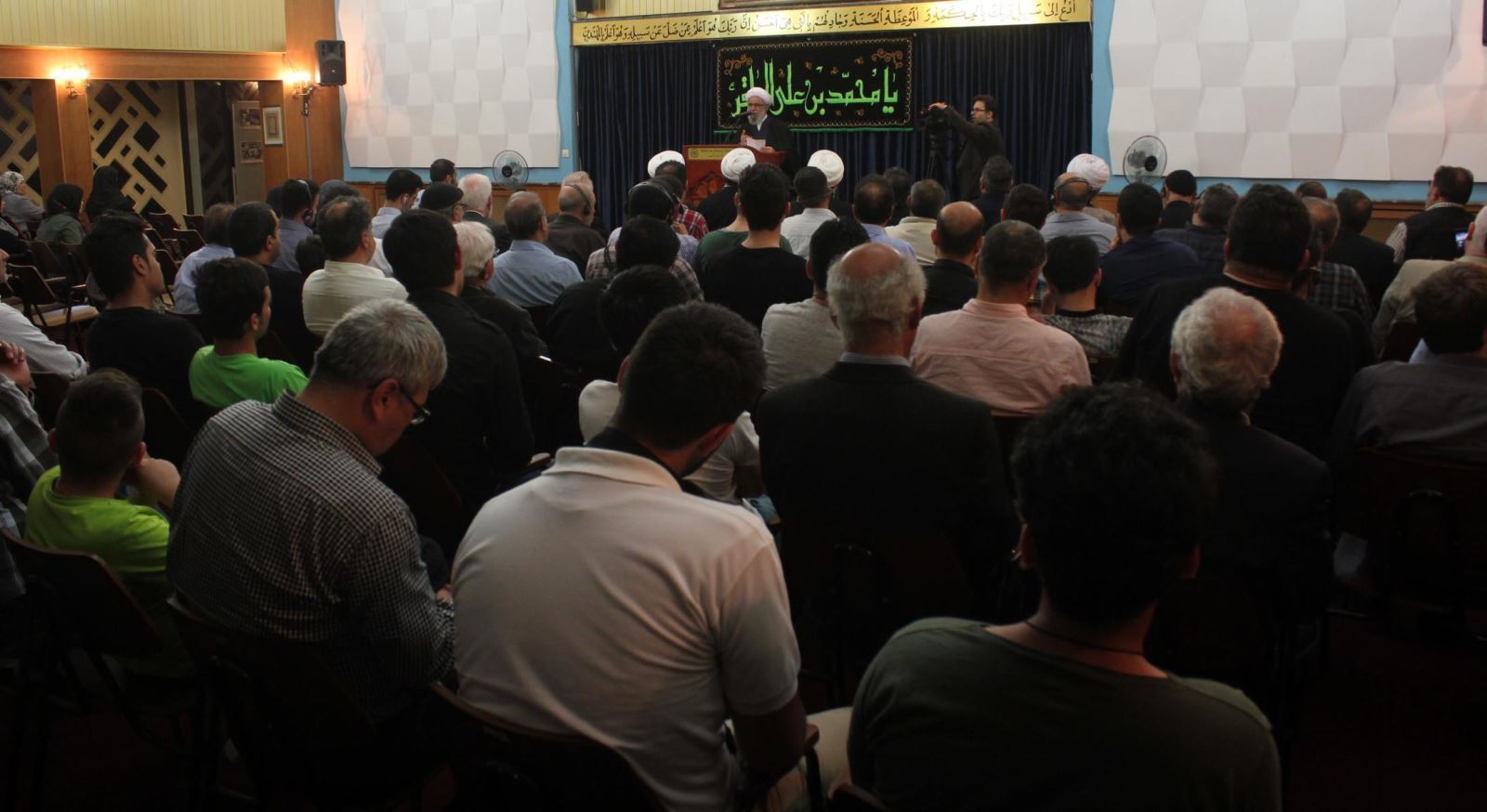 بزرگداشت شهدای منا در مرکز اسلامی هامبورگ 