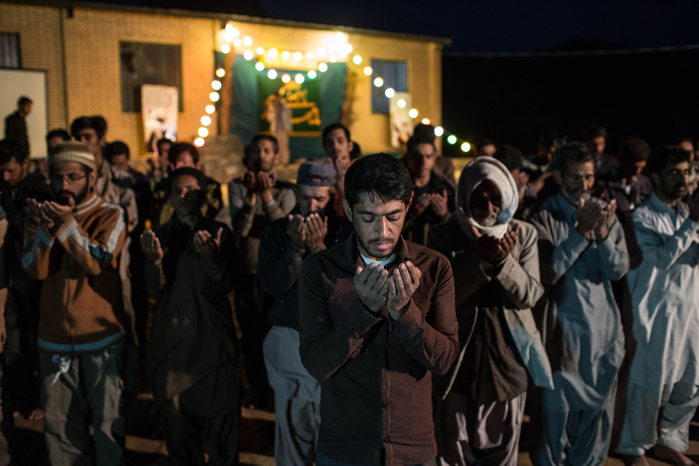 طلبه جیرفتی در اردوی جهادی مناطق محروم