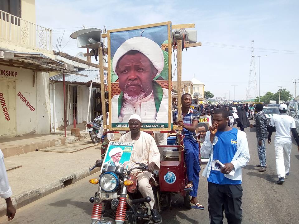 راهپیمایی مسالمت آمیز برای آزادی شیخ زاکزاکی در نیجریه