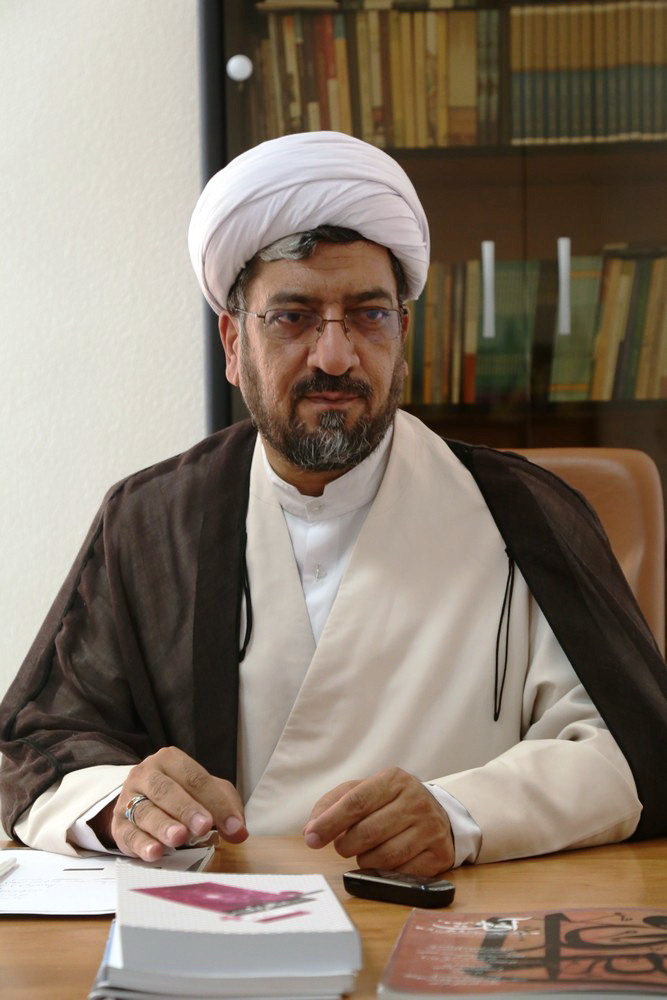 حجت الاسلام والمسلمین  احمد زادهوش رئیس جامعه المرتضی(ع)  