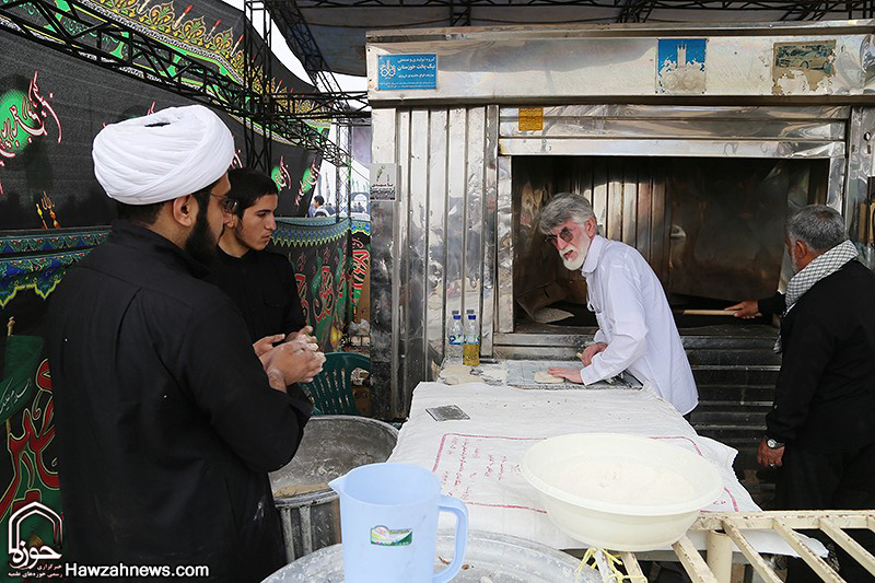 http://media.hawzahnews.com/Original/1395/08/29/IMG11003638.jpg
