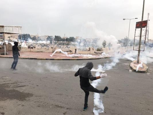 درگیری مزدوران آل‌خلیفه با تظاهرات مردمی در بحرین