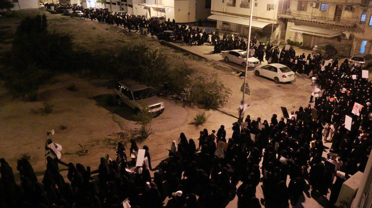 حضور گسترده شیعیان بحرین در تظاهرات مسالمت‌آمیز