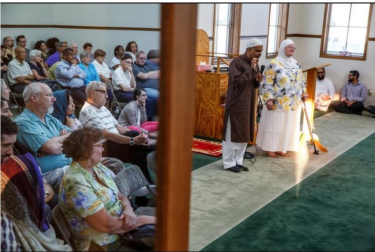 مسجدی در استرالیا درهای خود را به روی غیرمسلمانان گشود 