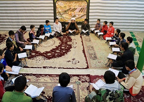 محفل قرآن در مسجد