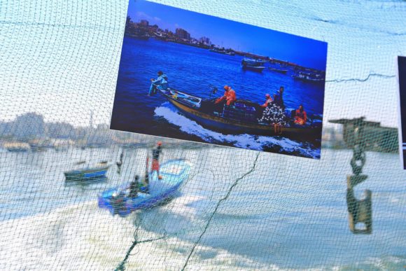 نمایشگاه عکس زندگی پرخطر ماهیگیران فلسطینی