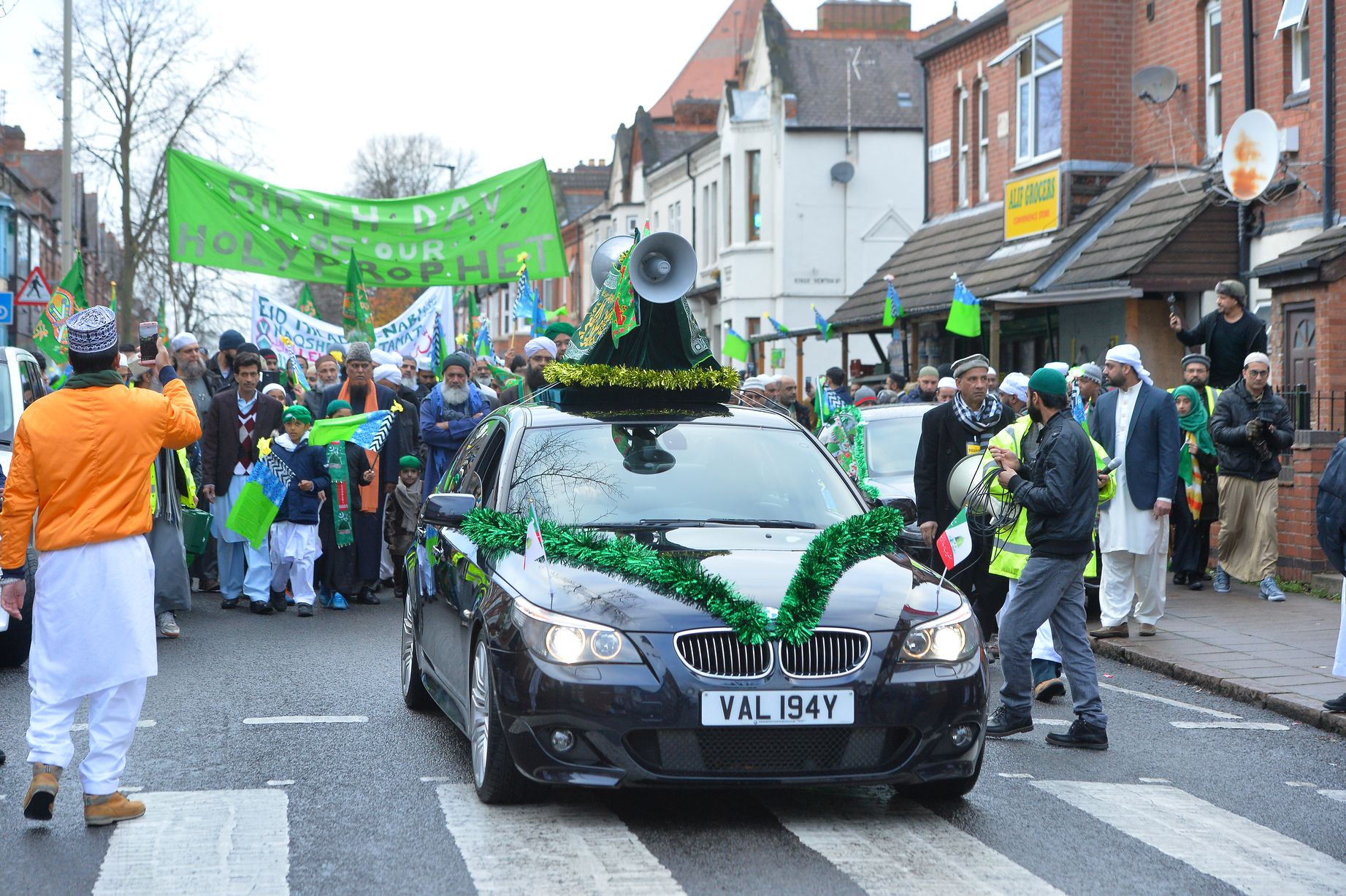 رژه جشن میلاد پیامبر اکرم (ص) در لستر انگلیس