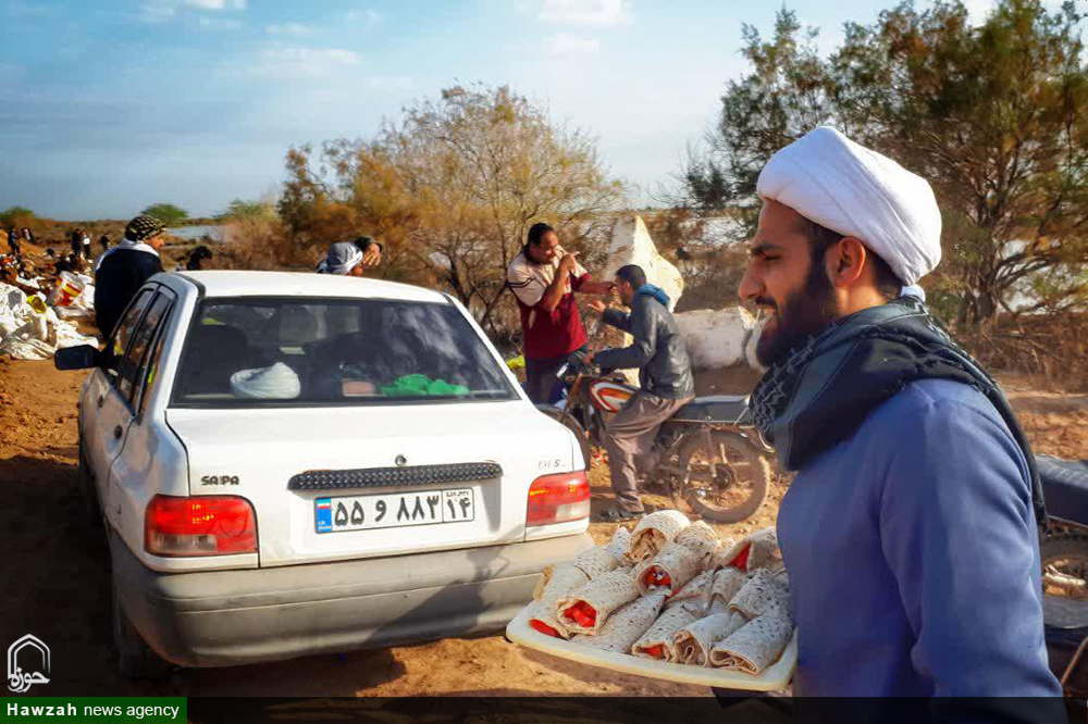 http://media.hawzahnews.com/Original/1397/11/14/IMG21103806.jpg