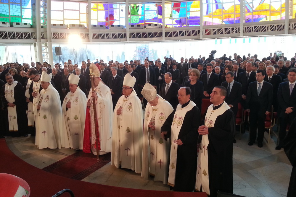 جشن عید میلاد حضرت مسیح(ع) توسط مسیحیان لبنان 