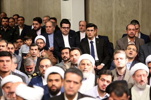 تصاویر/ دیدار مسئولان نظام و میهمانان کنفرانس وحدت اسلامى‌ با رهبر معظم انقلاب