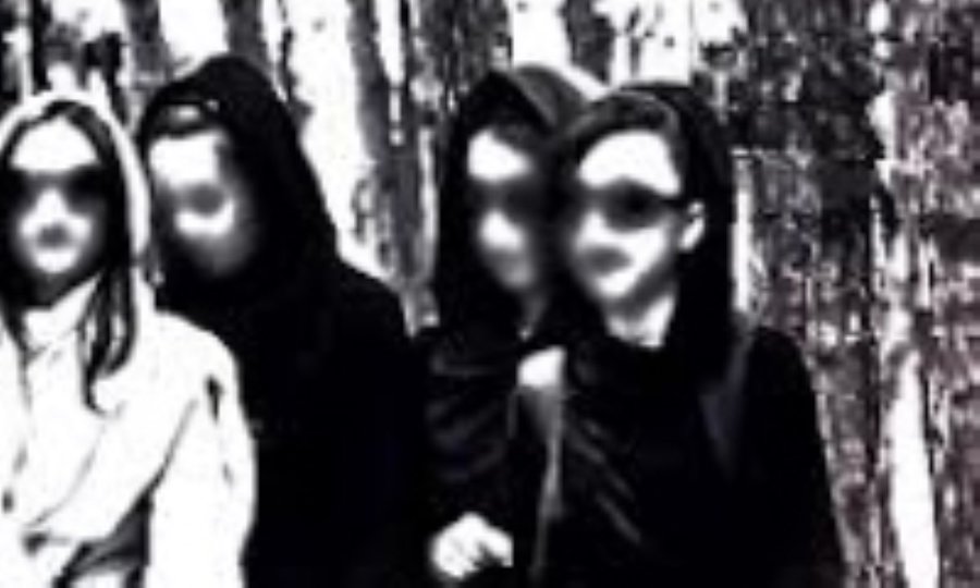 واکنش شدیدالحن حوزه علمیه فارس به کشف حجاب دختران در شیراز | دعوت به شرکت در پویش «نه به گناه»