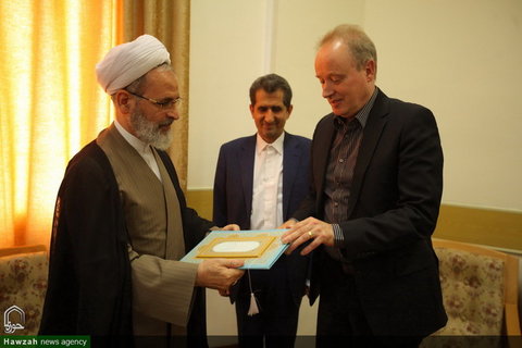 In Pictures: WHO representative meeting with head of Islamic seminaries