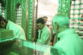 مضجع شریف حضرت شاهچراغ(ع) غبار روبی شد