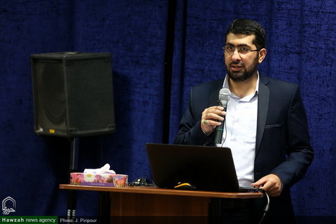 تصویری رپورٹ|حوزہ نیوز کی جانب سے آیت اللہ اعرافی کی موجودگی میں "یوم نامہ نگار" تقریب اور ویب سائٹ کے نئے ورژن کا افتتاح