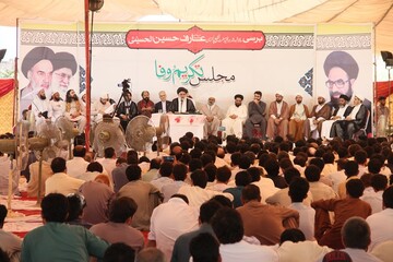 تصاویر/مراسم بزرگداشت سی و یکمین سالروز شهادت "فرزند امام(ره)" در حوزه علمیه عارف الحسینی پاکستان