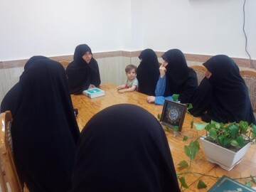 فعالان فرهنگی انزلی در حوزه علمیه فاطمیه(س) گردهم آمدند