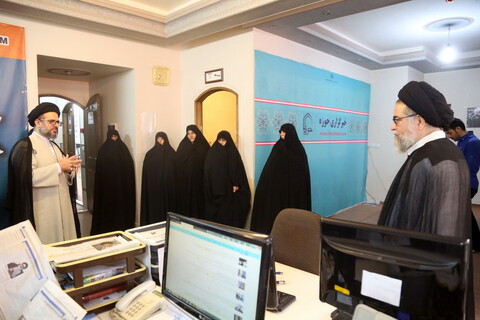 زيارة مدير ومسؤولي جامعة الزهراء (ع) لمركز إعلام الحوزة العلمية بقم القمدسة