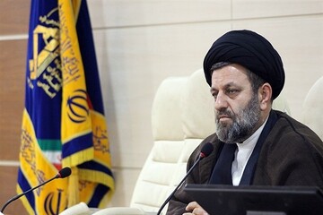 ارتش همیشه در کنار مردم است
