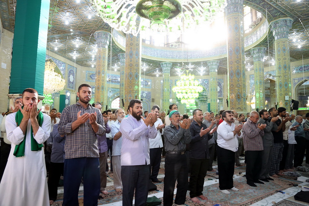 تصاویر/ اقامه نماز عید سعید قربان در مسجد مقدس جمکران