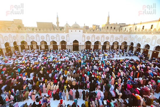 نماز عید قربان در مسجد الحسین (ع) و الازهر برگزار شد+ تصاویر