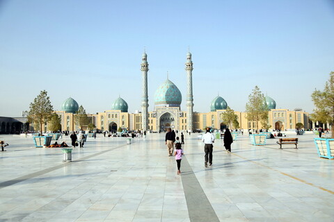 تصاویر/ اقامه نماز عید سعید قربان در مسجد مقدس جمکران