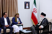 Yemen’s Ansarullah Delegation Hands Sayyed Houthi’s Letter to Imam Khamenei