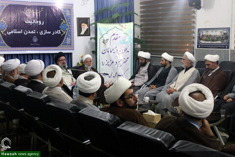بالصور/ انعقاد ندوة تخصصية بعنوان "رجال الدين؛ الرابطة العلمية والحضارة الإسلامية" في بجنورد شمالي شرق إيران