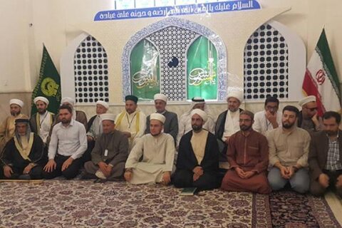 Iraqi Sunni Friday prayer leaders visit Imam Reza (AS) holy shrine