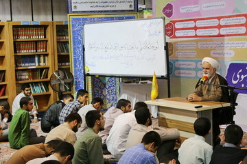 ۶ ویژگی طلبه تراز انقلاب