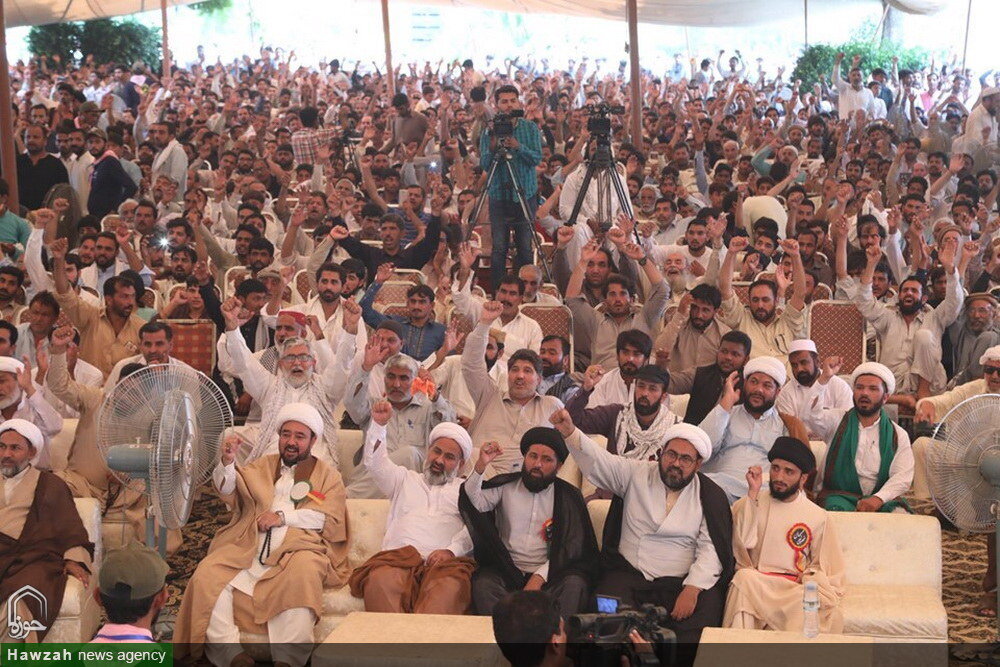 بالصور/ احتفال كبير تحت عنوان "الولاية" في ذكرى عيد الغدير في باكستان