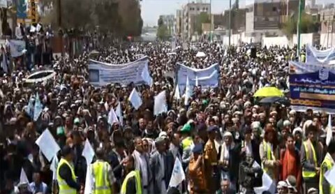 صنعاء تحيي عيد الولاية بمسيرات جماهيرية كبرى