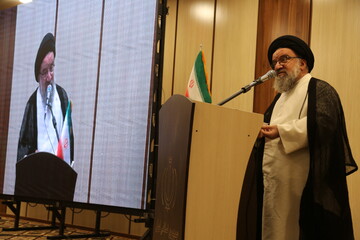 تربیت و رشد عالمان بزرگ از خصوصیات حوزه علمیه یزد است