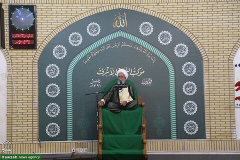 بالصور/ إقامة مجلس تأبيني لمرور أربعين يوم من وفاة الفقيد آية الله الحسيني الشاهرودي بقم المقدسة