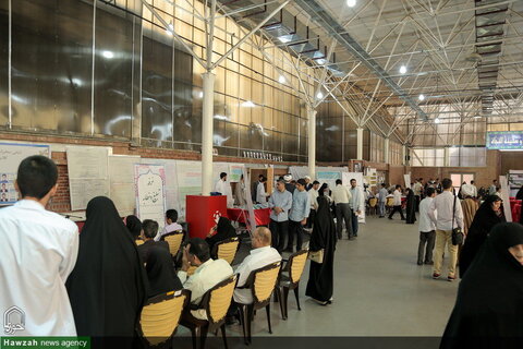 بالصور/ المعرض الخامس لمنتجات طلاب مدرسة دار السلام العلمية ومهارتهم بالعاصمة طهران