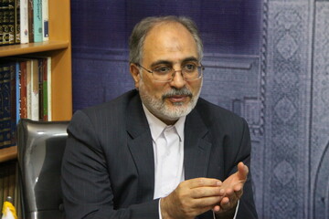 پاسخ استاد فلسفه دین دانشگاه تهران به سخنان قوچانی در شبکه چهار