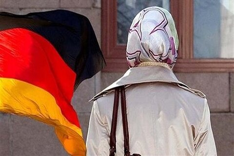 Hijab-wearing lowers women’s chances of getting a job in Germany