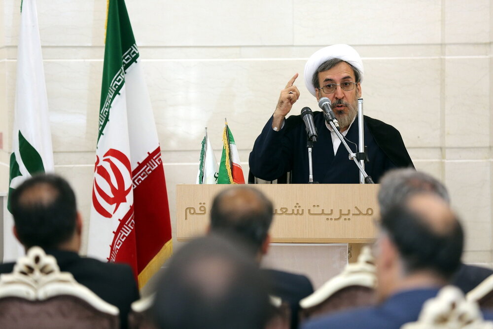 قرض الحسنه از مصادیق کوثر است 