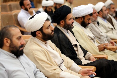 تصاویر/ نشست نماینده ولی فقیه در استان هرمزگان با اساتید و طلاب مرکز تخصصی صحیفه سجادیه در دارالقرآن علامه طباطبایی