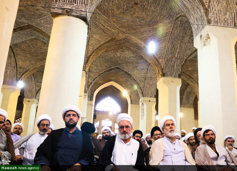 بالصور/ اجتماع "رواد التبليغ في شهر محرم الحرام" في أصفهان