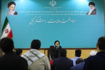 برخی از مسئولان عملکردشان شایسته این نظام نیست