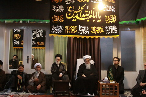 تصویر ی رپورٹ|  شب اول محرم کی مناسبت سے مجتہدین کی گھروں میں مجلس عزاء کا 
اہتمام