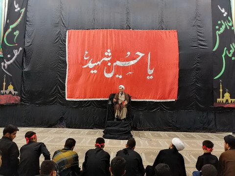تصاویر/ مراسم عزاداری سید و سالار شهیدان در مدرسه علمیه امام باقر(ع) کامیاران