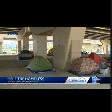 داوطلبان مسلمان به کمک هموطنان بی خانمان در میلواکی شتافتند