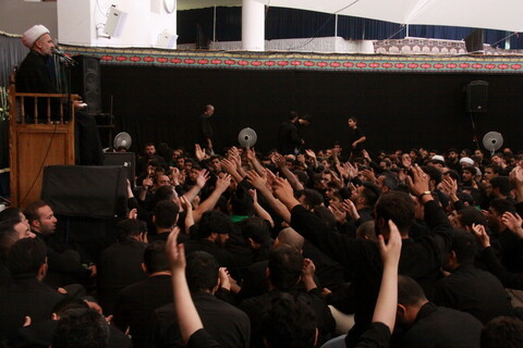 تصویری رپورٹ| انجمن کف العباس قم کی جانب سے عشرہ محرم کی مناسبت سے عزاداری