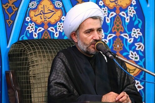 جهاد امام حسین (ع) راه را بر اسلام سکولار بست/ امر به معروف و نهی از منکر مصلحت عمومی جامعه را تضمین می کند