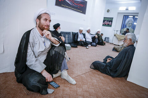 نشست جمعی از مبلغان در روز پنجم محرم در دفتر حضرت آیت الله جوادی آملی در تهران