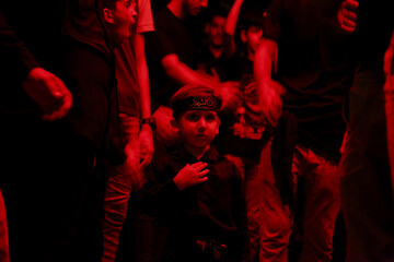 تصاویر/ مراسم عزاداری روز هفتم محرم در هیئت فدائیان حسین اهواز