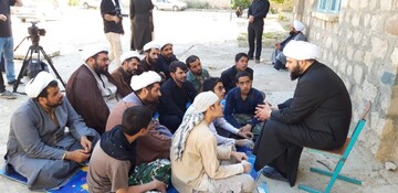 رئیس جوان سازمان تبلیغات در جمع طلاب جهادی+ عکس