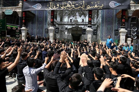 تصاویر/ حال و هوای حرم حضرت معصومه در تاسوعای حسینی